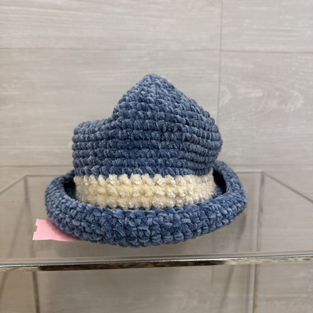 Blue/ White Soft Knit Bow Detail Hat