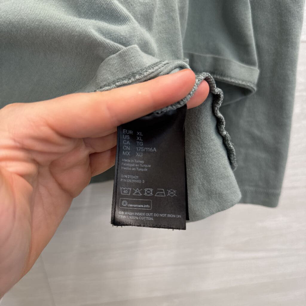 Sage Green Long Sleeve Cropped Atelier Du Centre Graphic Tee Extra Large