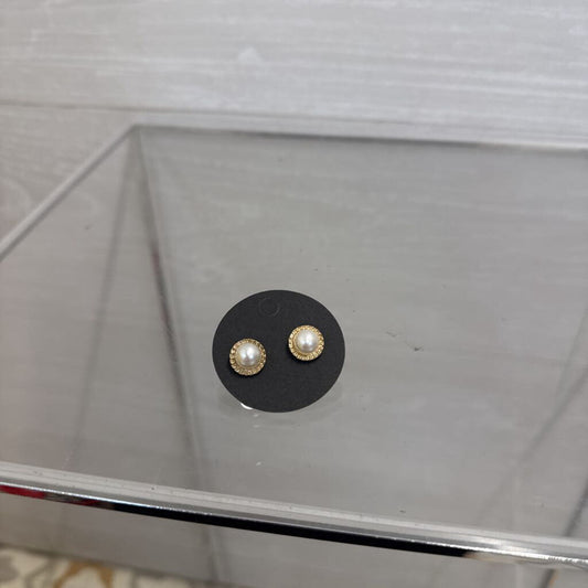 Vintage Small Pearl Earrings