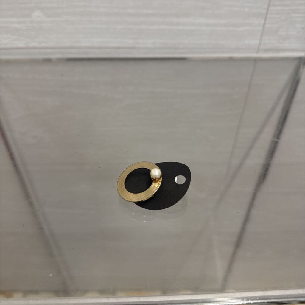 Vintage Gold and Pearl Circle Pin