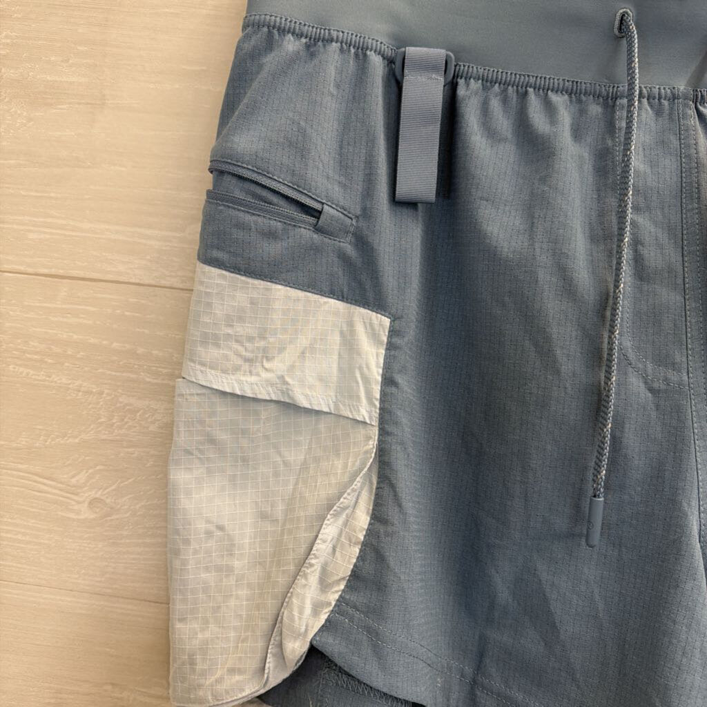 Lululemon WovenAir Shorts 12