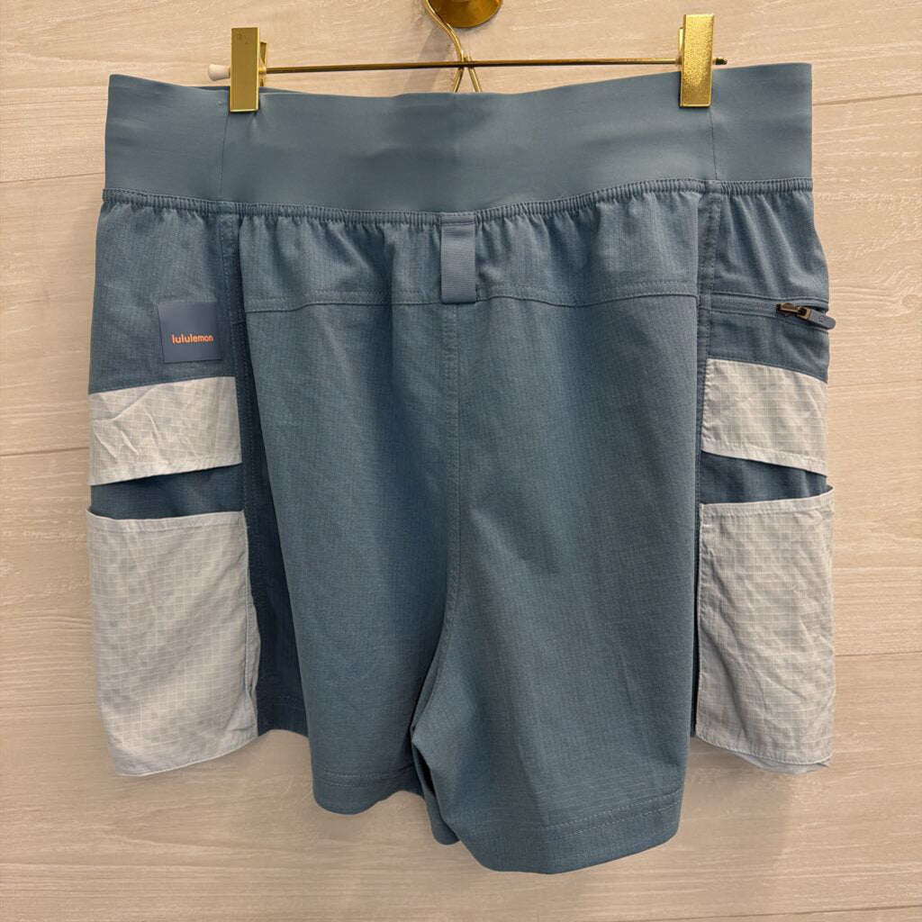 Lululemon WovenAir Shorts 12