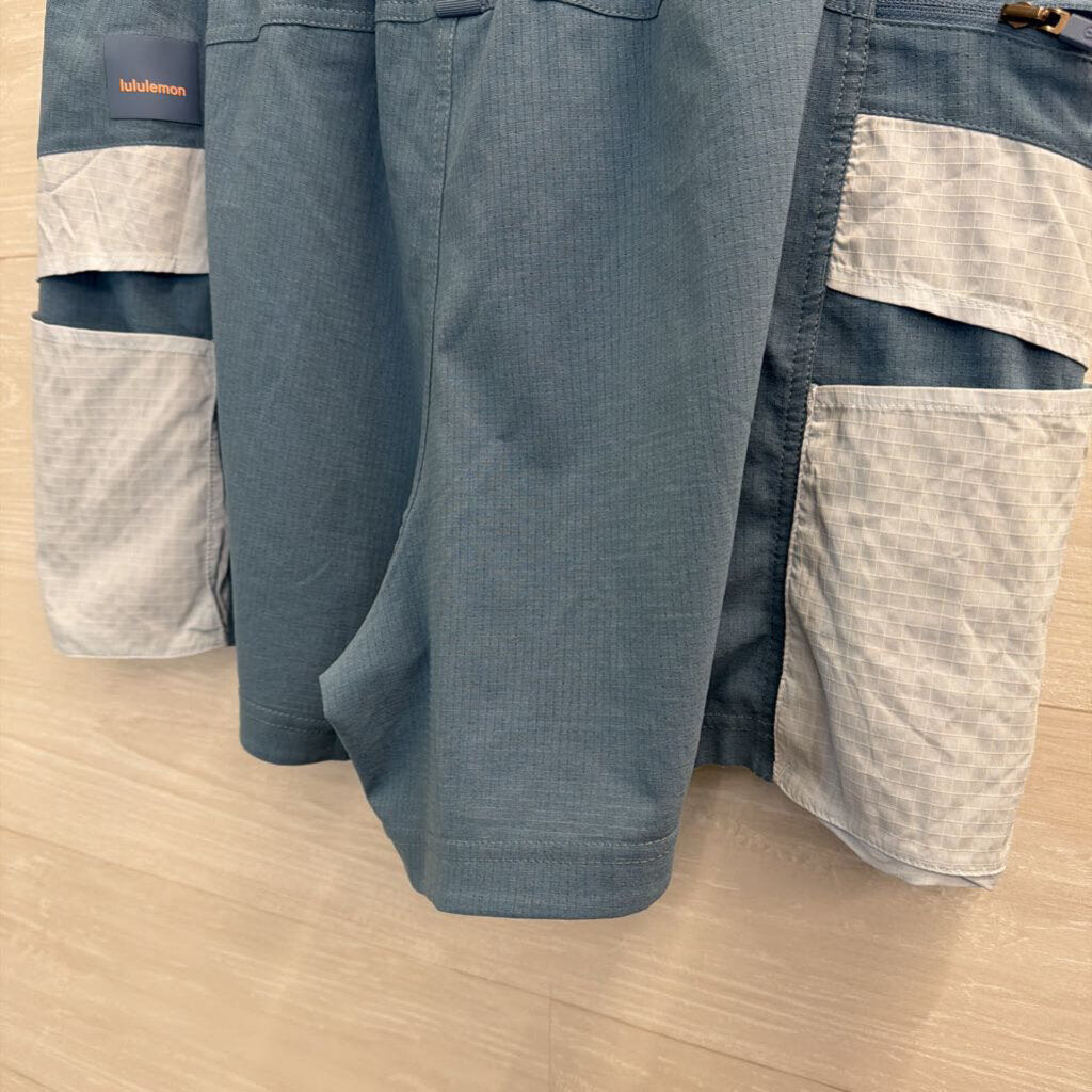 Lululemon WovenAir Shorts 12