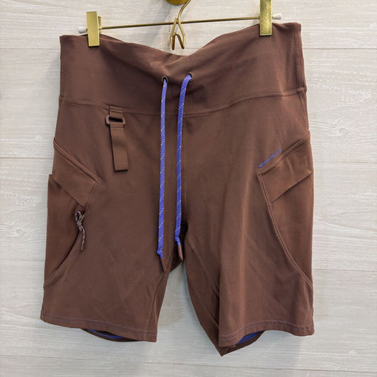 Lululemon Fast and Free Super High Rise Cargo Hiking Bike Shorts 12