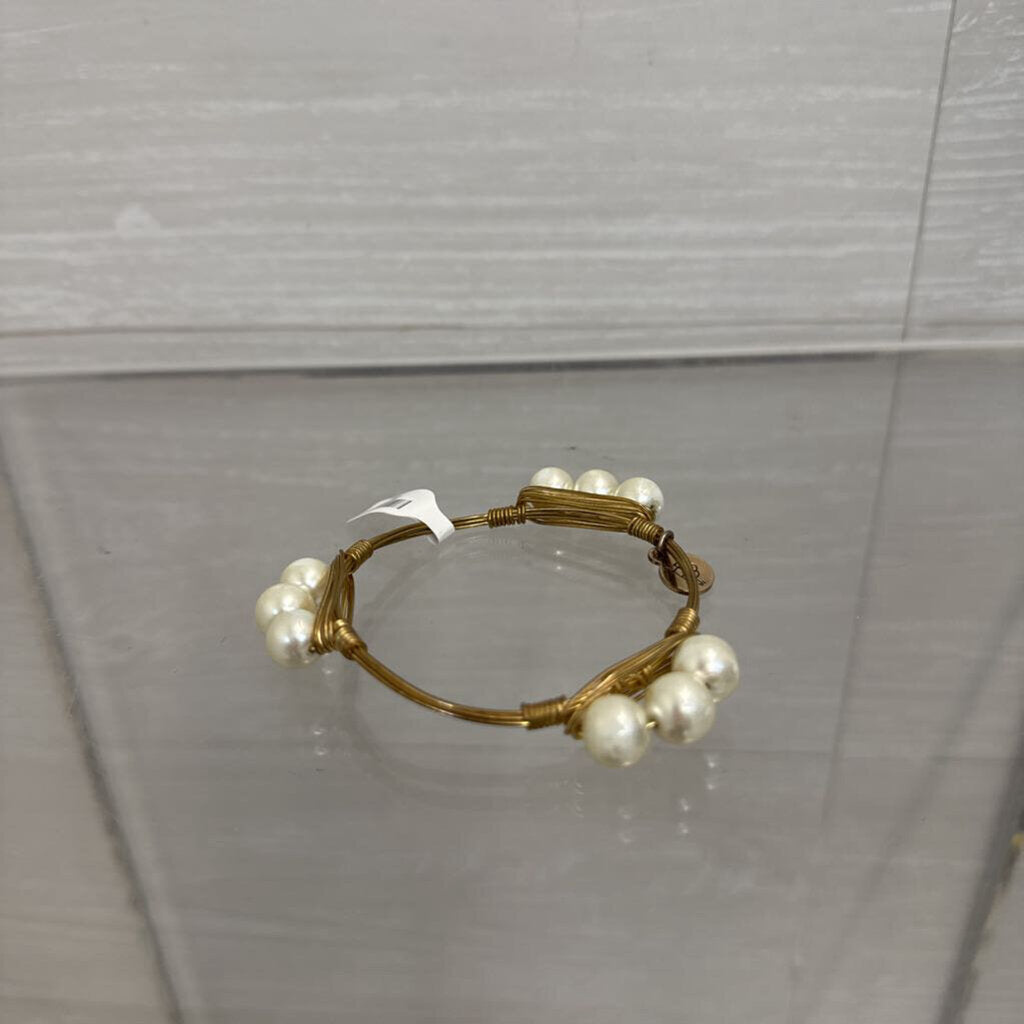 Vintage BB Bangle Gold Tone Wire Wrapped Faux Pearls Bracelet