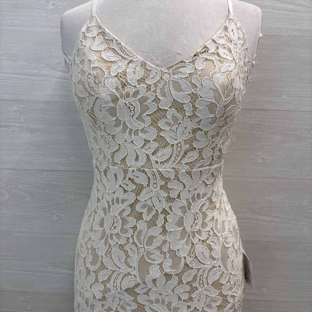 Lulu's Ivory/Champagne Lace Bridal Gown Medium