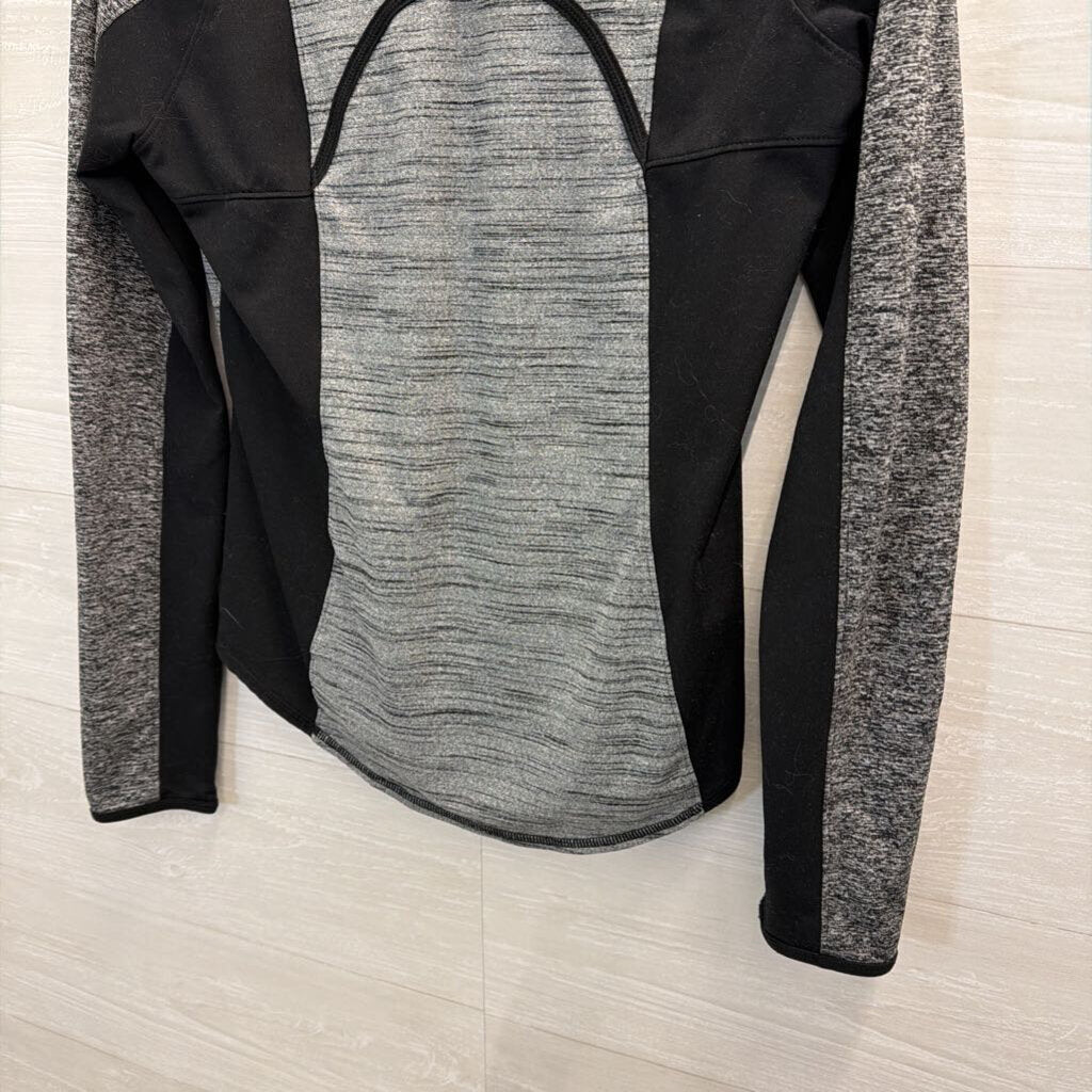 Athleta Black/Grey Longsleeve Top Medium