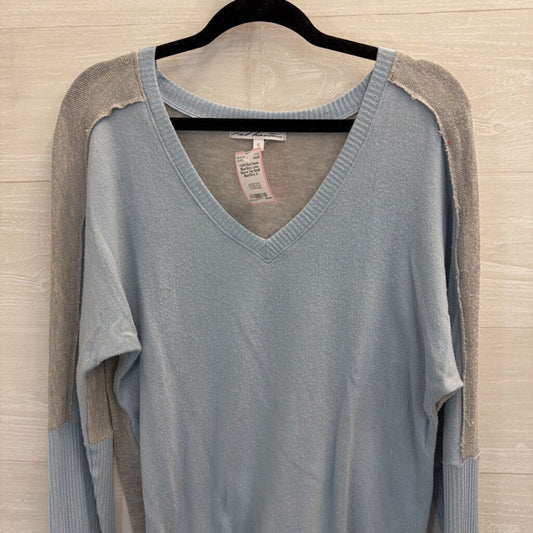 Blue/Grey Long Sleeve Top Small