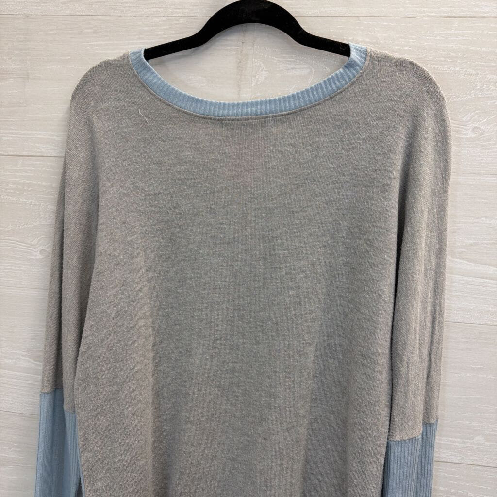 Blue/Grey Long Sleeve Top Small