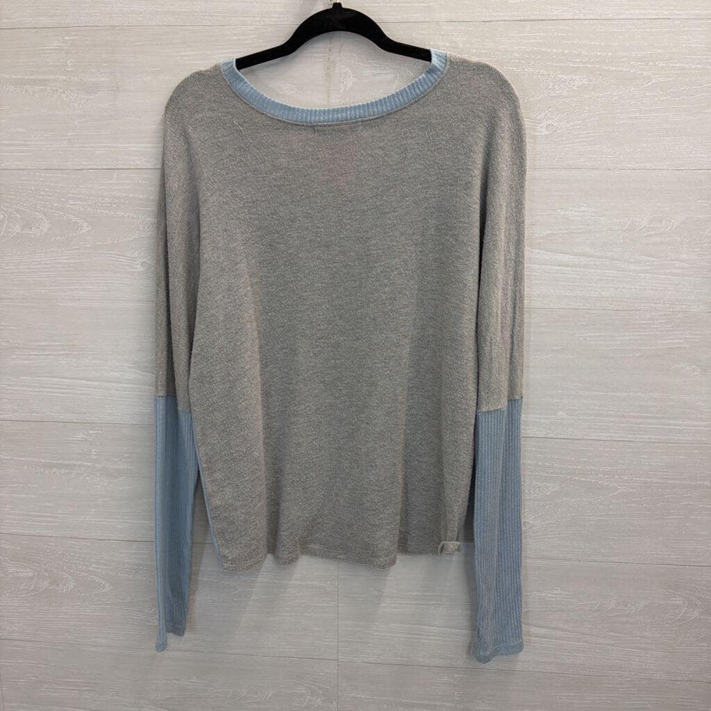 Blue/Grey Long Sleeve Top Small