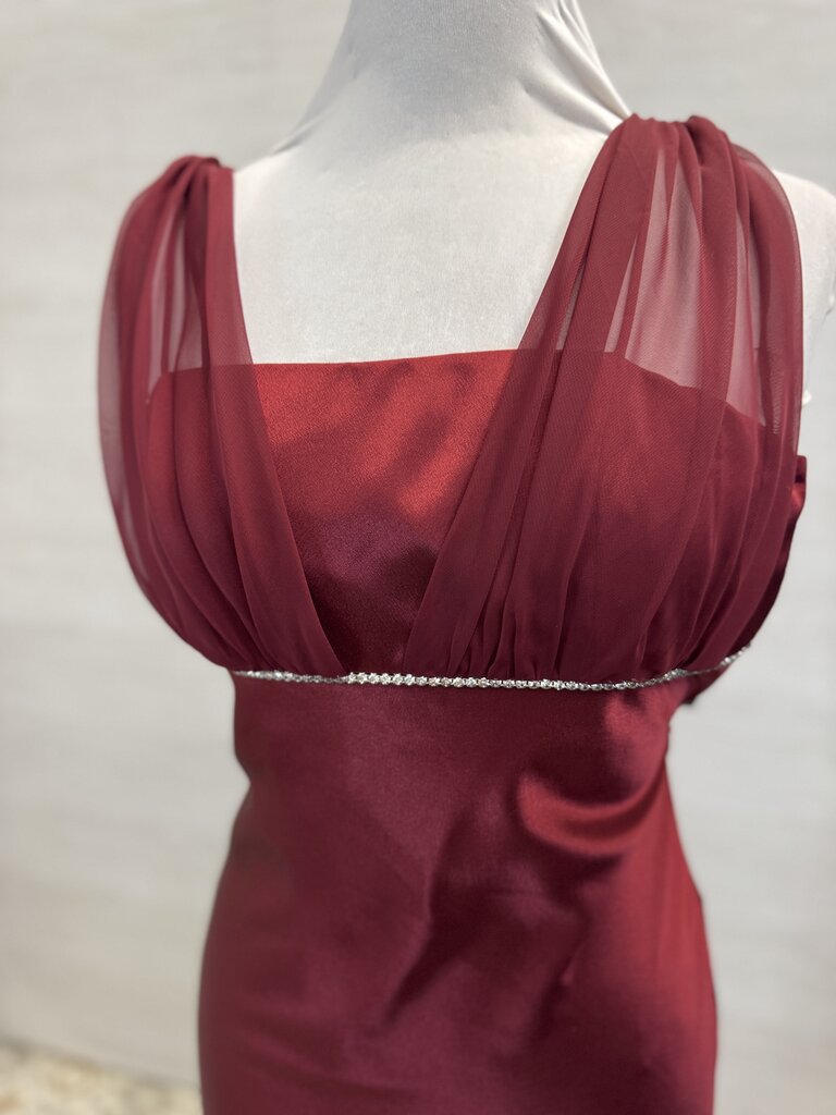 Fiesta Red Silky V Neck Embellished Detail Long Formal Dress Small