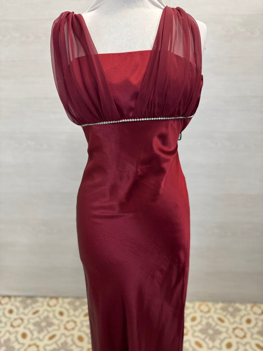 Fiesta Red Silky V Neck Embellished Detail Long Formal Dress Small