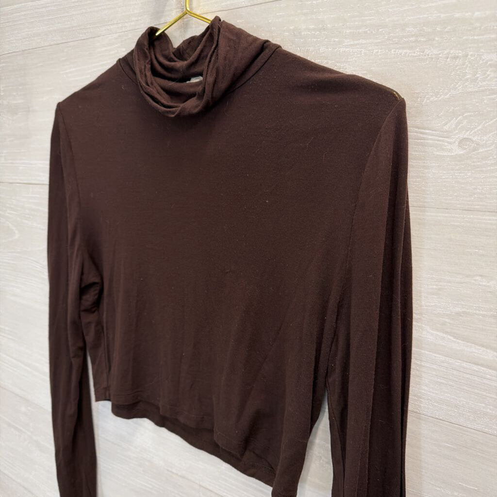 Bittersweet Brown Cropped Long Sleeve Turtleneck Top Large