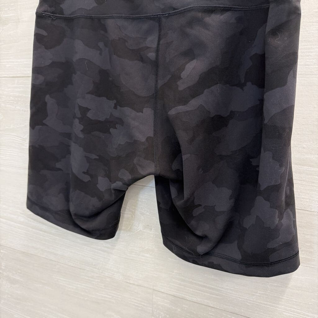 Lululemon Black Camo Print Biker Shorts 14