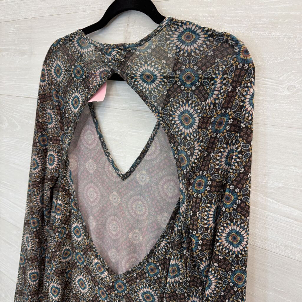 Gimmicks Black/ Beige/ Blue Print Long Sleeve V Neck Mini Dress Medium