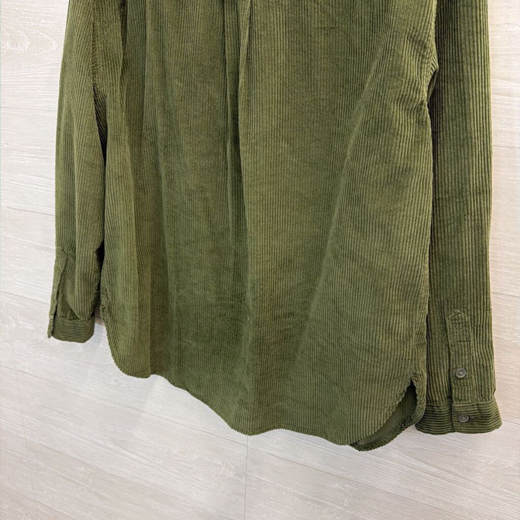 American Eagle Green Corduroy Long Sleeve Button Down Top Medium