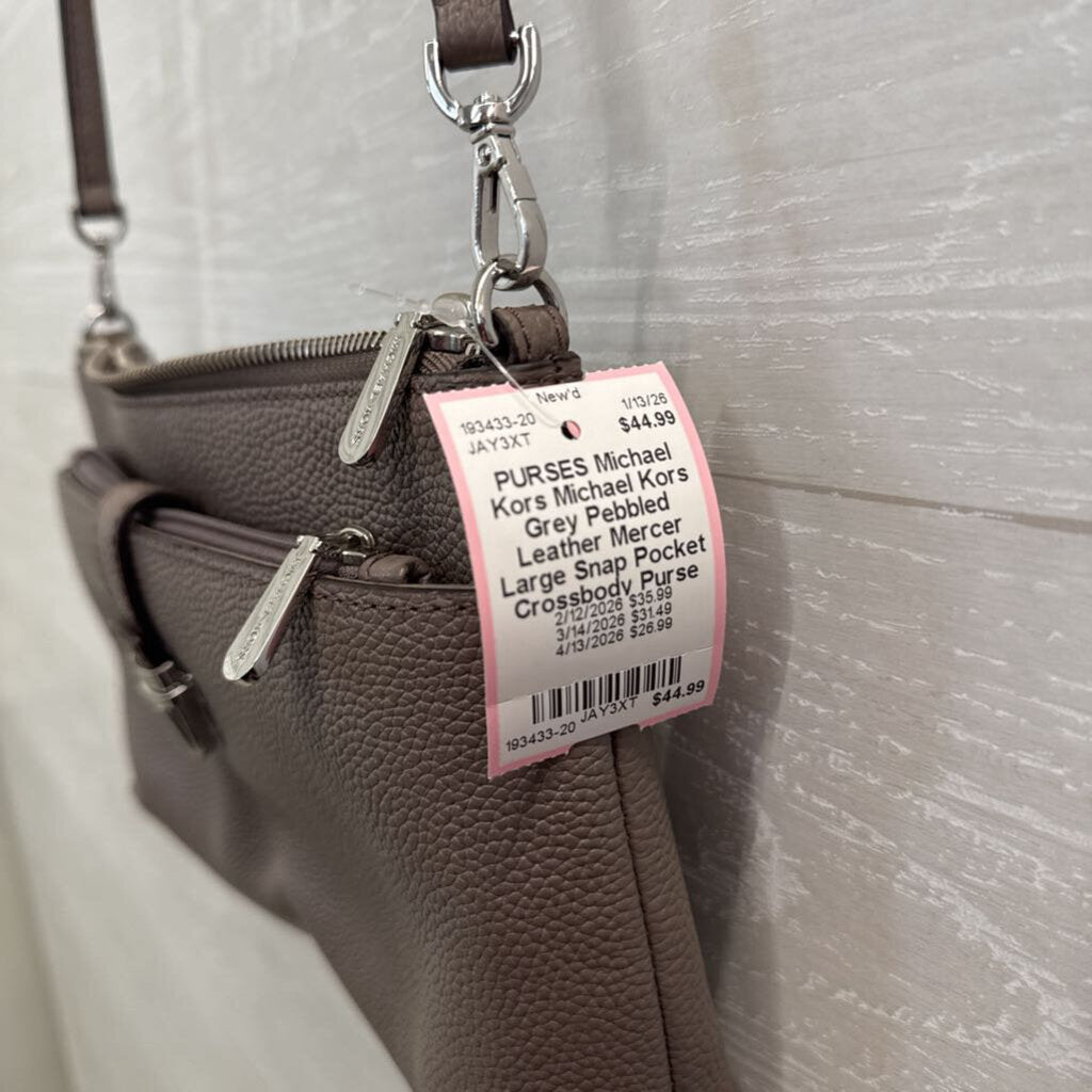 Michael Kors Grey Pebbled Leather Mercer Large Snap Pocket Crossbody Purse