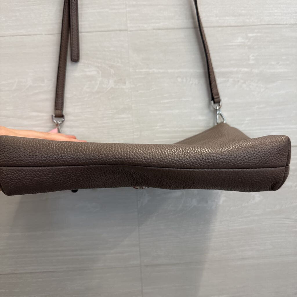 Michael Kors Grey Pebbled Leather Mercer Large Snap Pocket Crossbody Purse