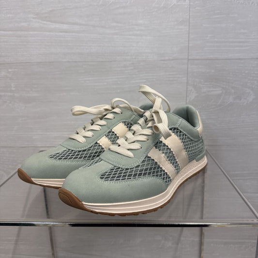 Dolce Vita Blue/ White Jammy Mesh Retro Sneakers 9