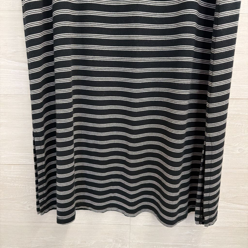 T by Talbots Black/ White Striped Pull On Midi Skirt Large