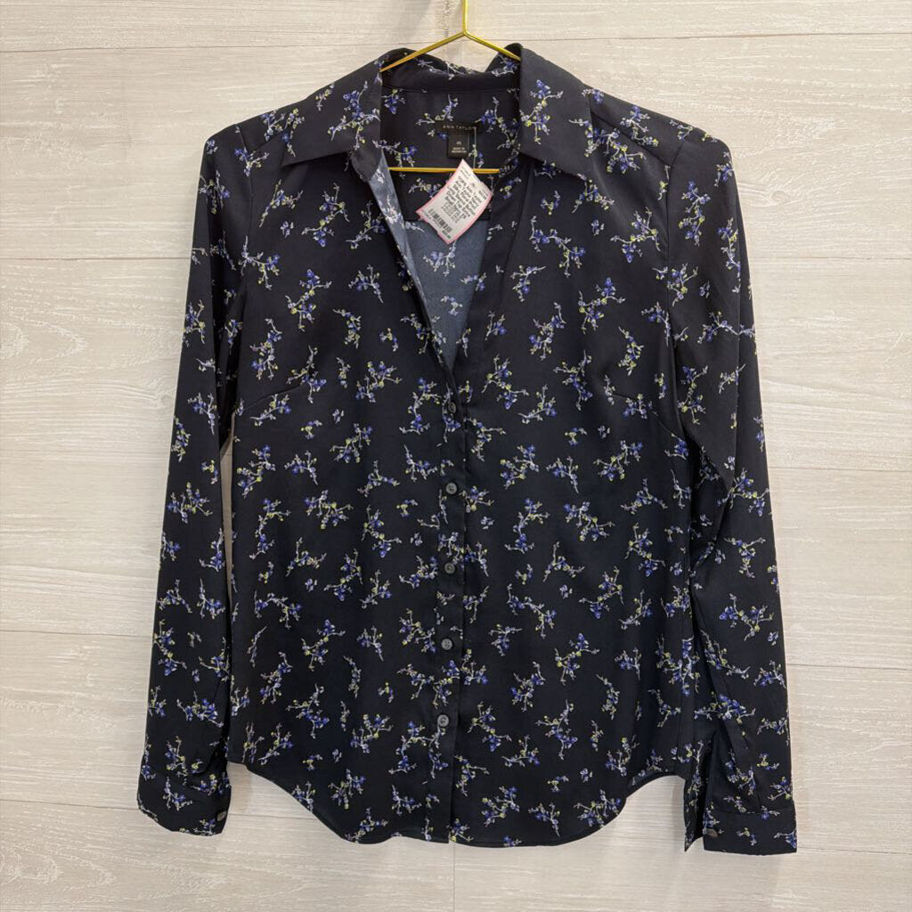 Ann Taylor Navy Silky Floral Print Long Sleeve Button Down Top Extra Small