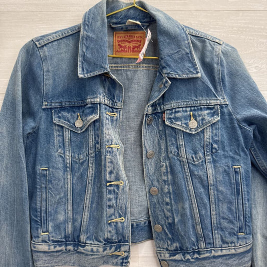 Levi Medium Wash Denim Jacket Small