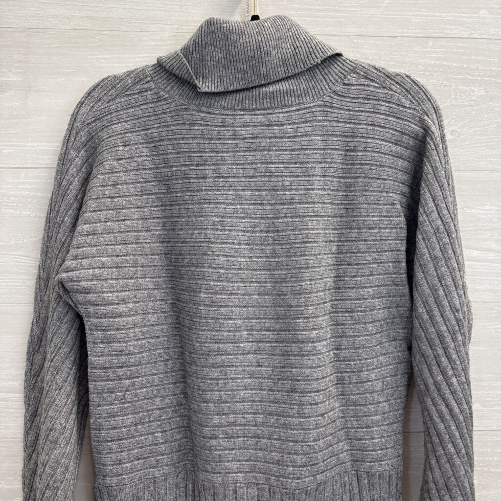 Moth Grey Turtleneck Sweater Small