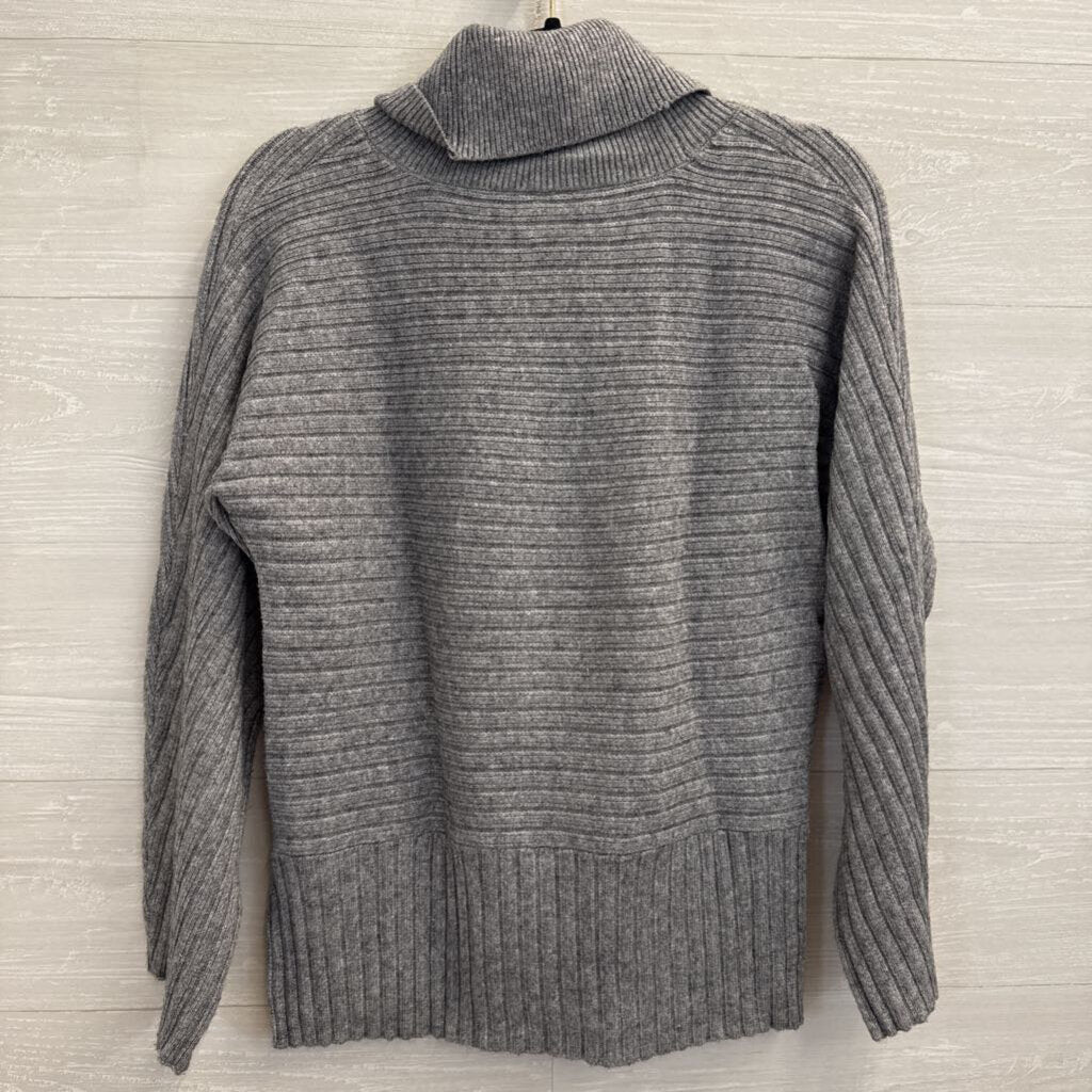 Moth Grey Turtleneck Sweater Small