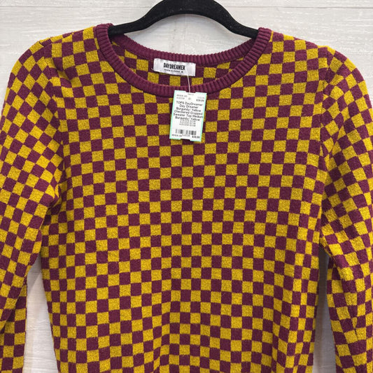 Day Dreamer Burgundy/ Yellow Checkered Cropped Sweater Top Medium