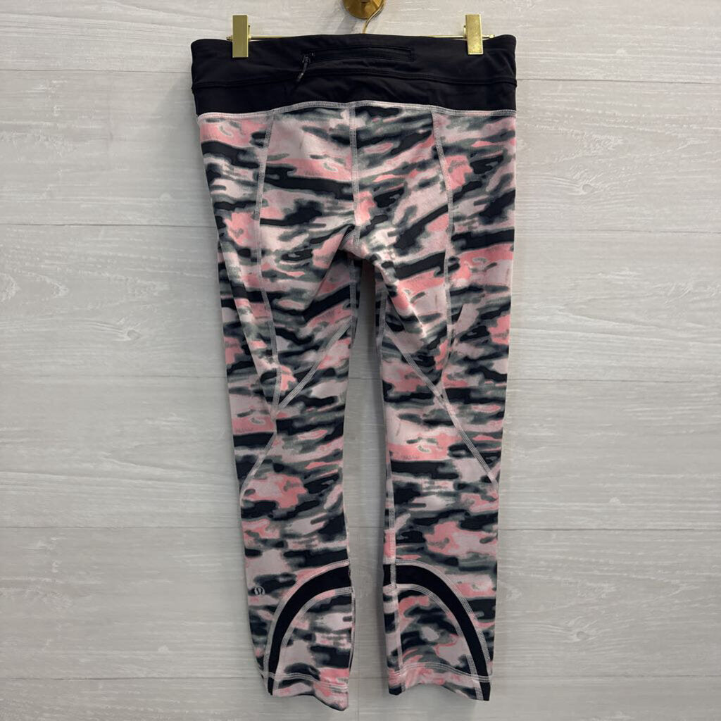 Lululemon Black/ Pink Print Cropped Leggings 6
