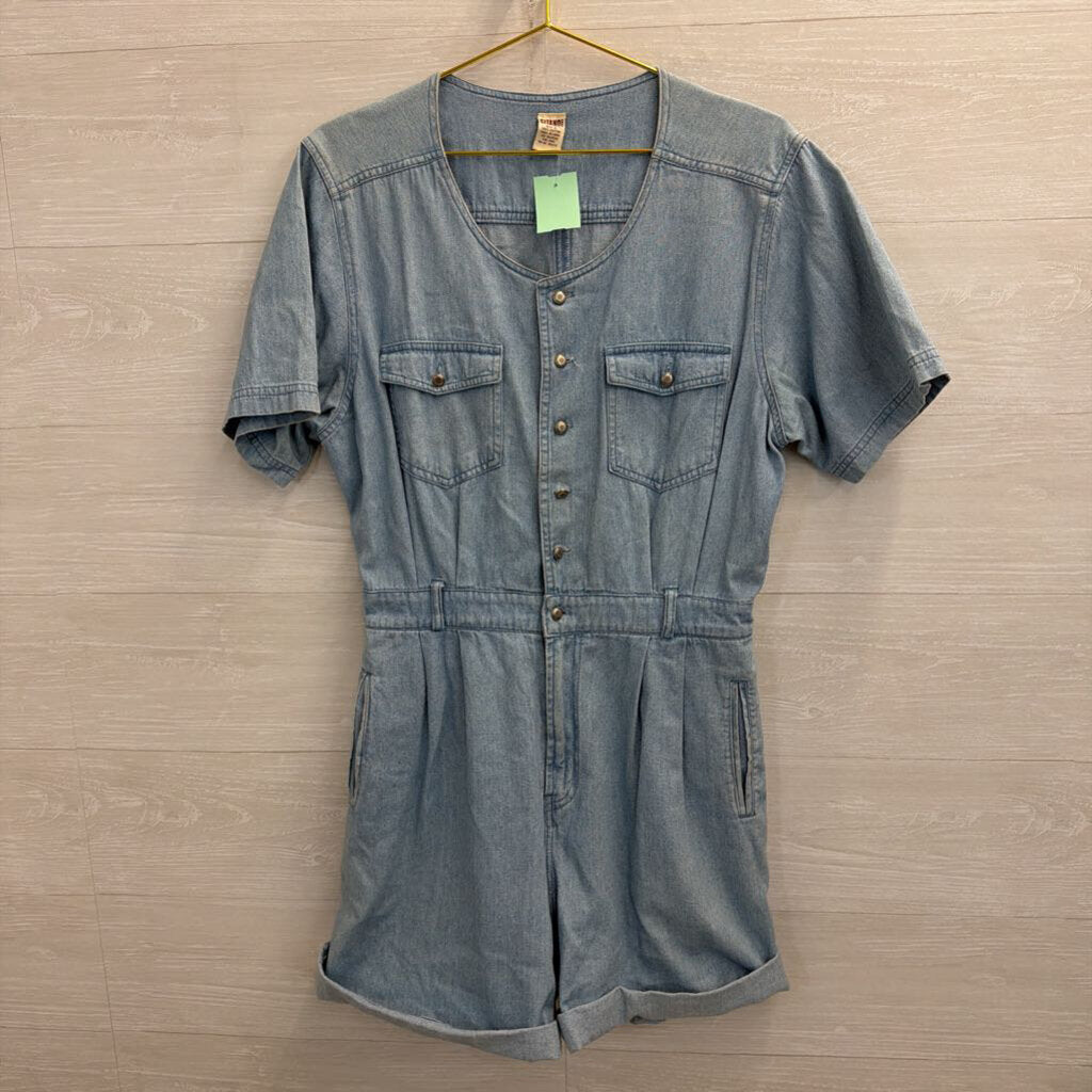 Gitano Chambray Short Sleeve Romper With Belt Large