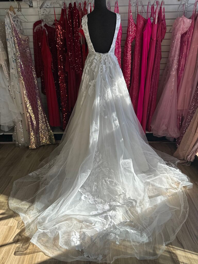 Allure Wilderly Bride Adara Bridal Dress 10