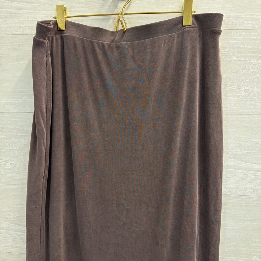 Lululemon Grey Softstreme Midi Skirt Extra Large
