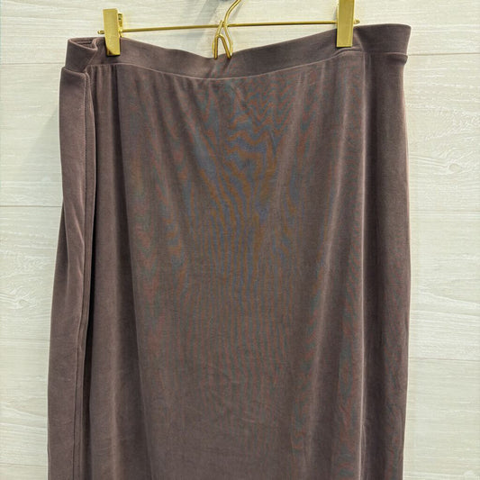 Lululemon Grey Softstreme Midi Skirt Extra Large