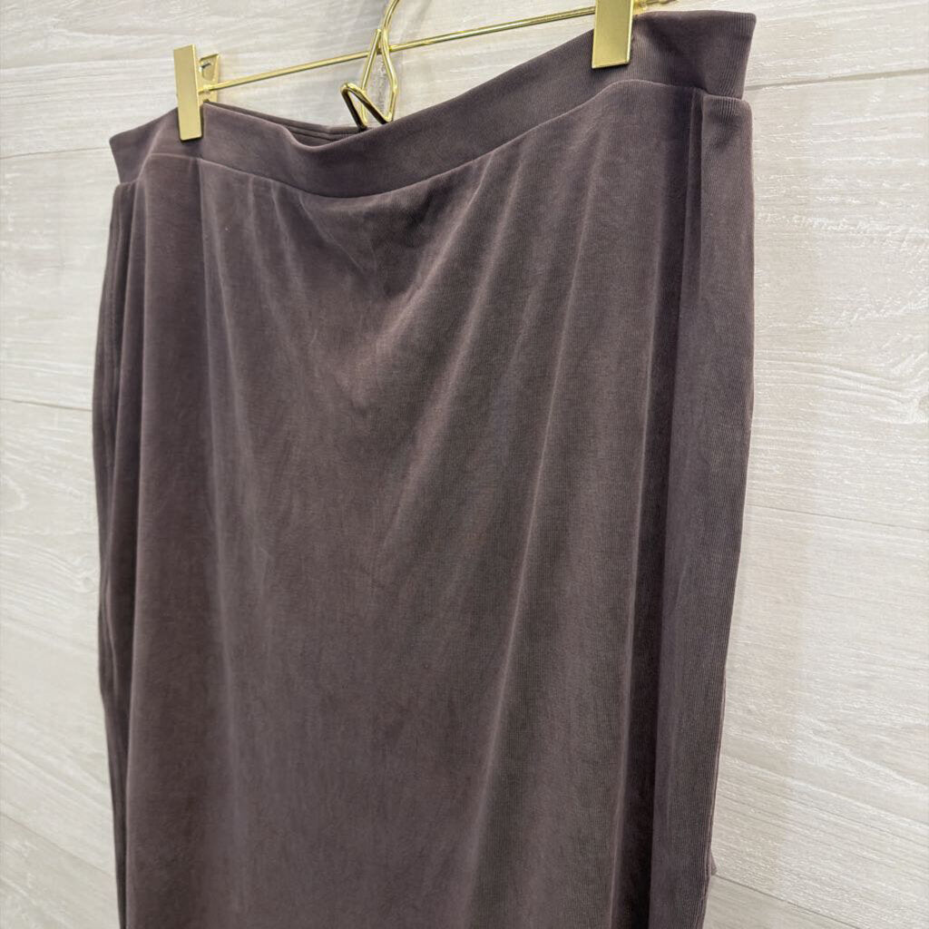 Lululemon Grey Softstreme Midi Skirt Extra Large