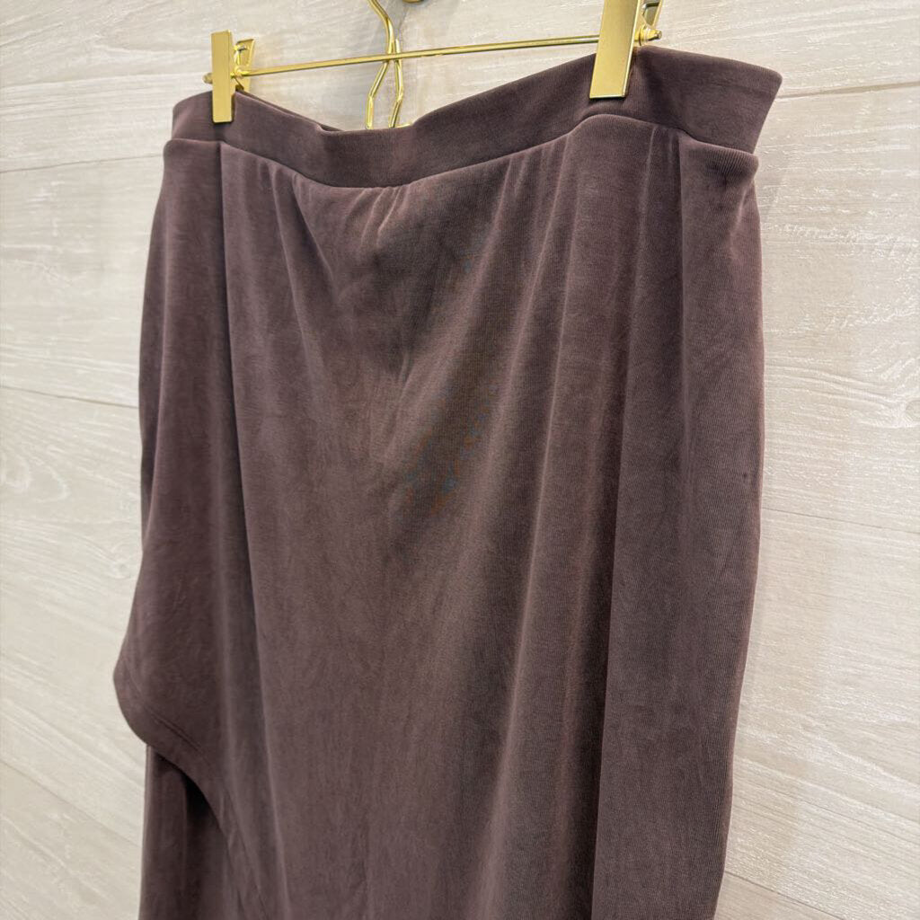 Lululemon Grey Softstreme Midi Skirt Extra Large