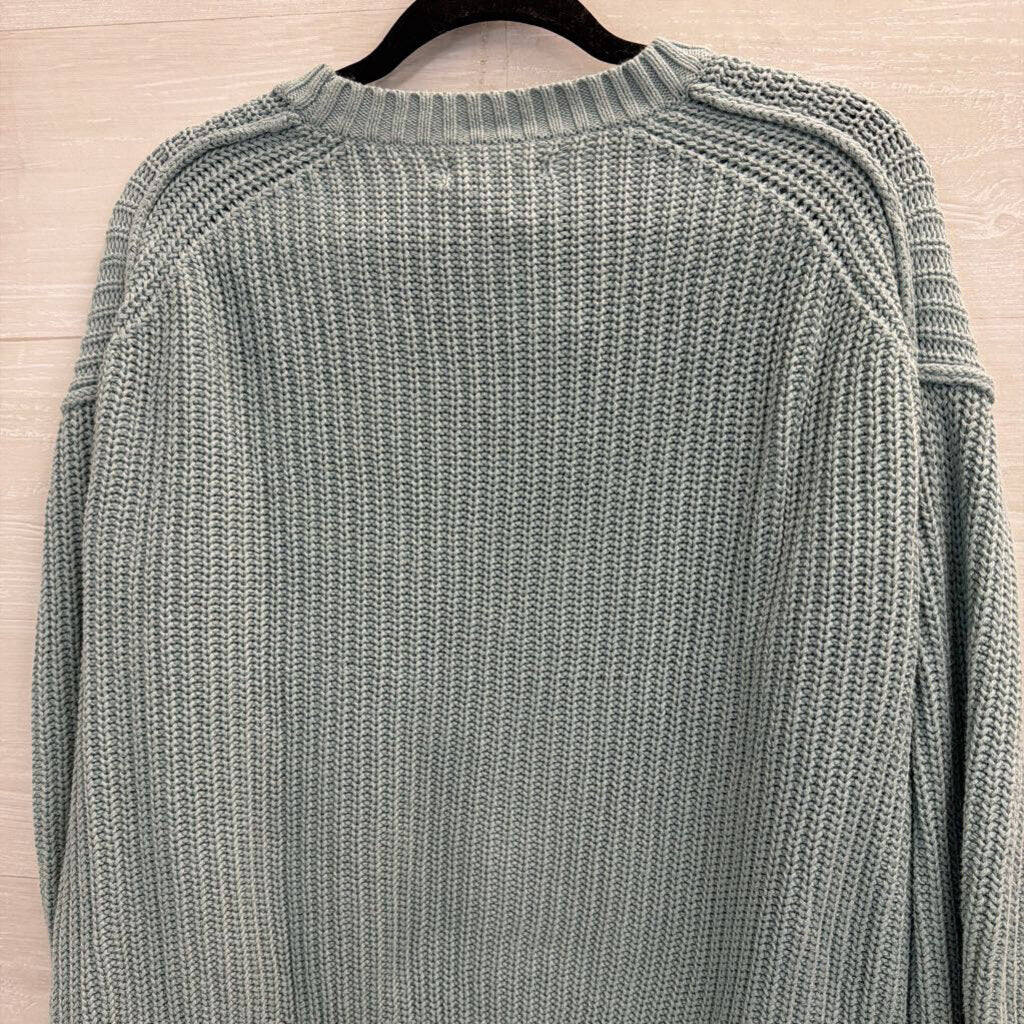 American Eagle Blue Knit Long Sleeve Sweater Medium