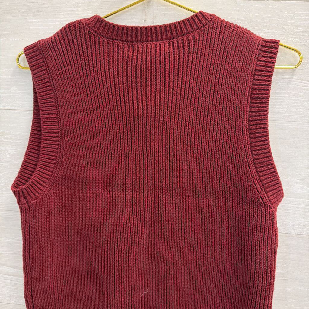 Moon and Madison Burgundy Knit Gold Button Sweater Vest Small