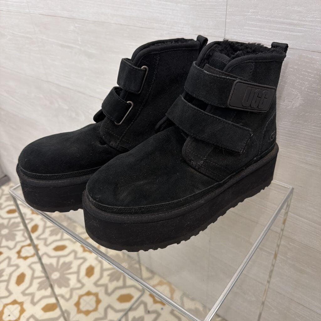 Ugg Black Suede Neumel Platform Chukka Boots 9