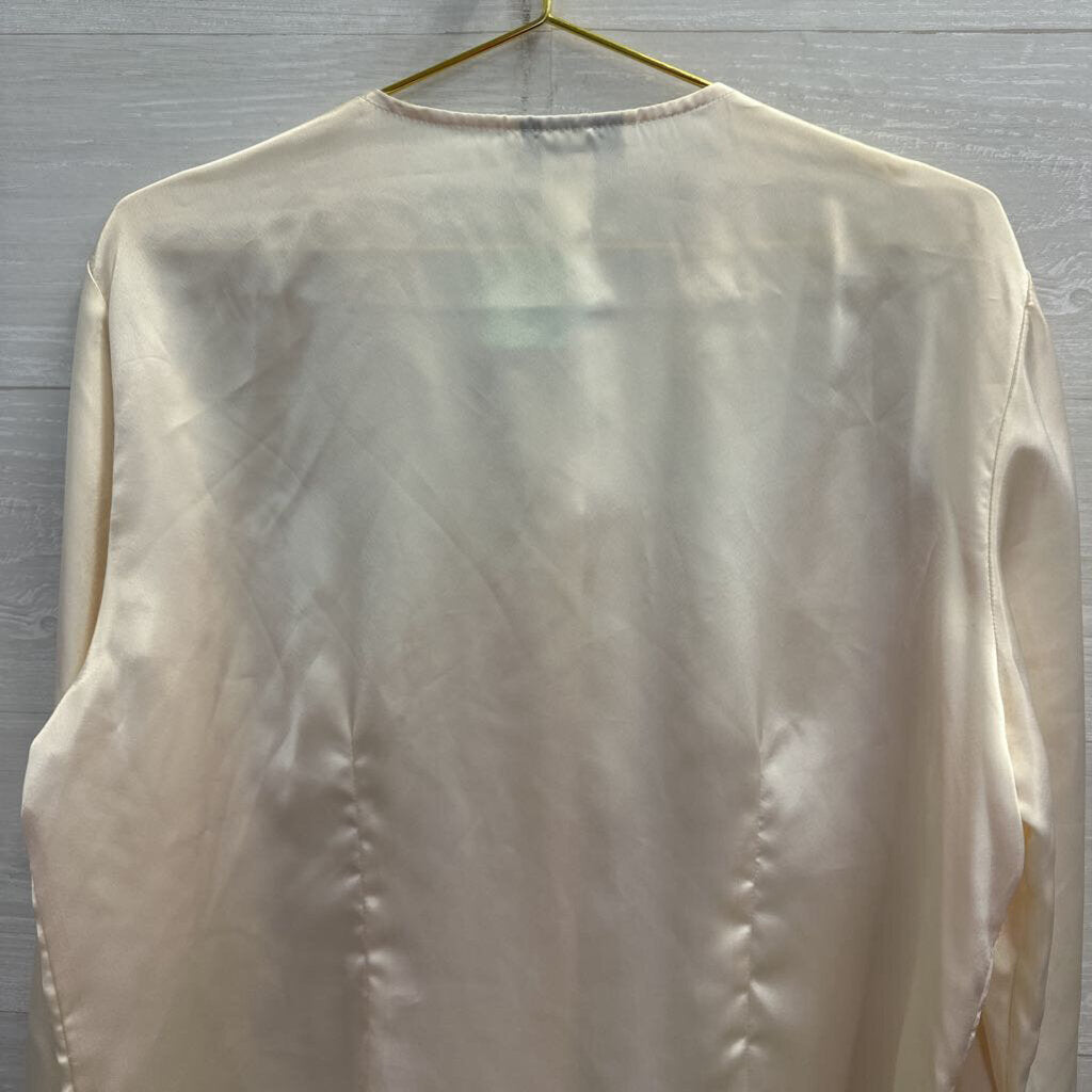 Vintage Impressions Cream Silky Long Sleeve Button Front Top 18