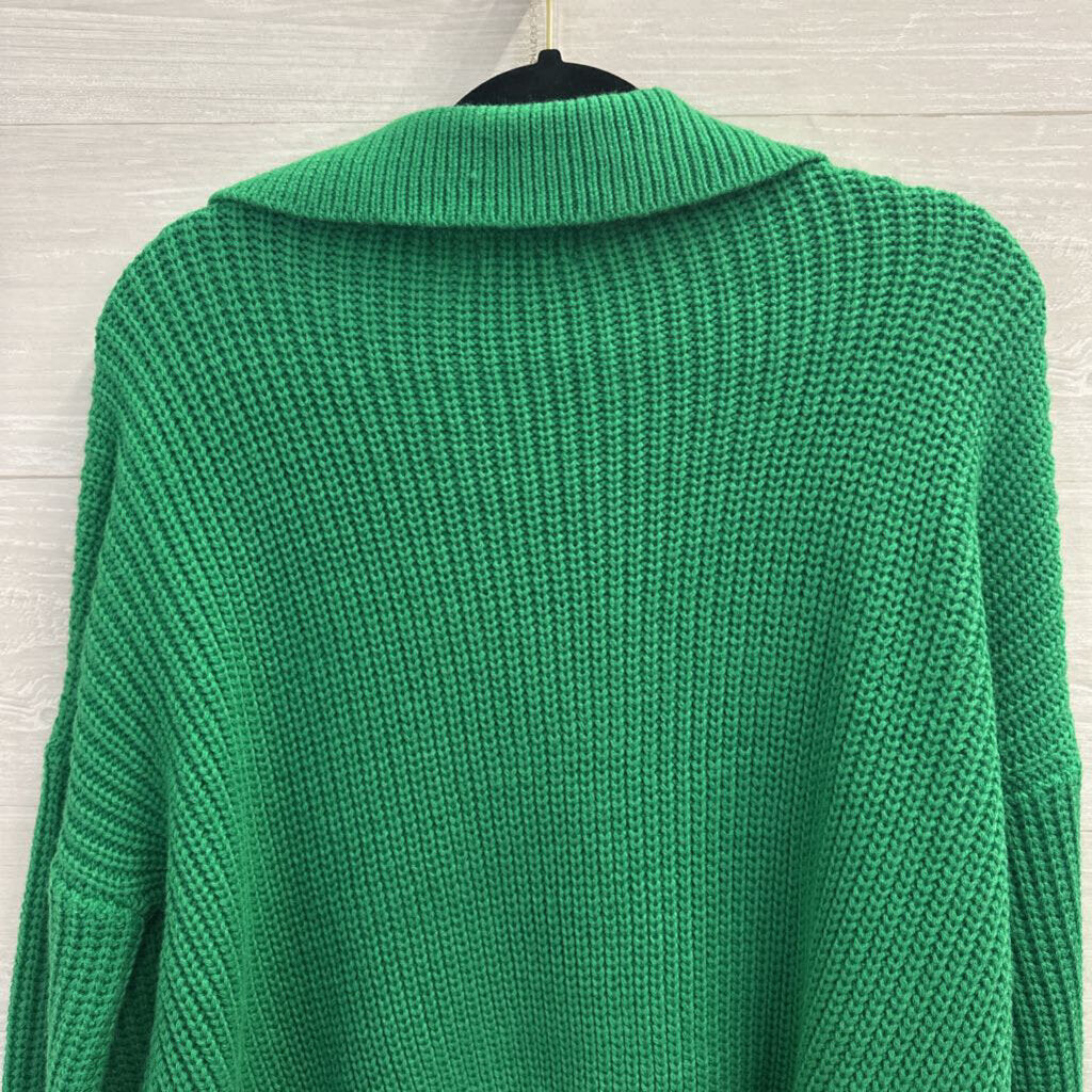 Vestique Green Knit Collared Long Sleeve Sweater Medium
