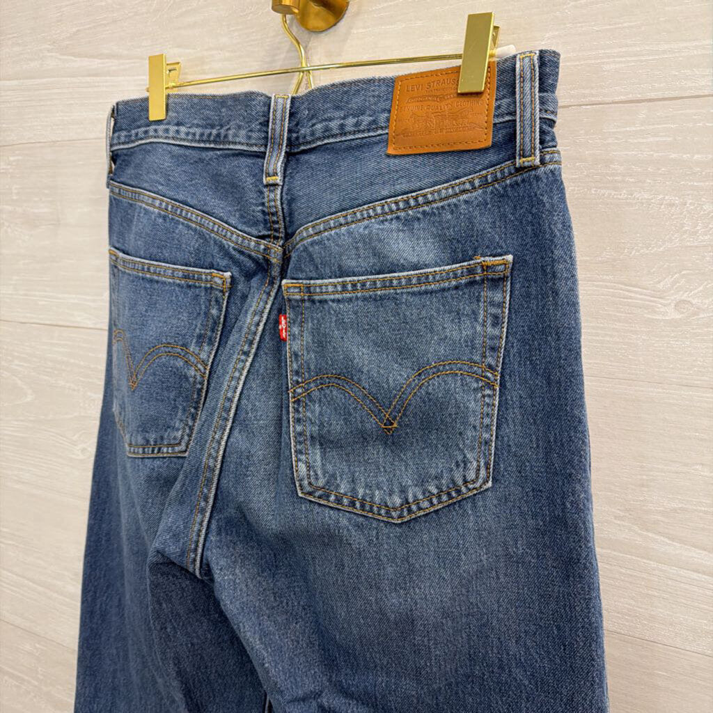 Levi Medium Wash Ribcage Wide Leg Jeans 29
