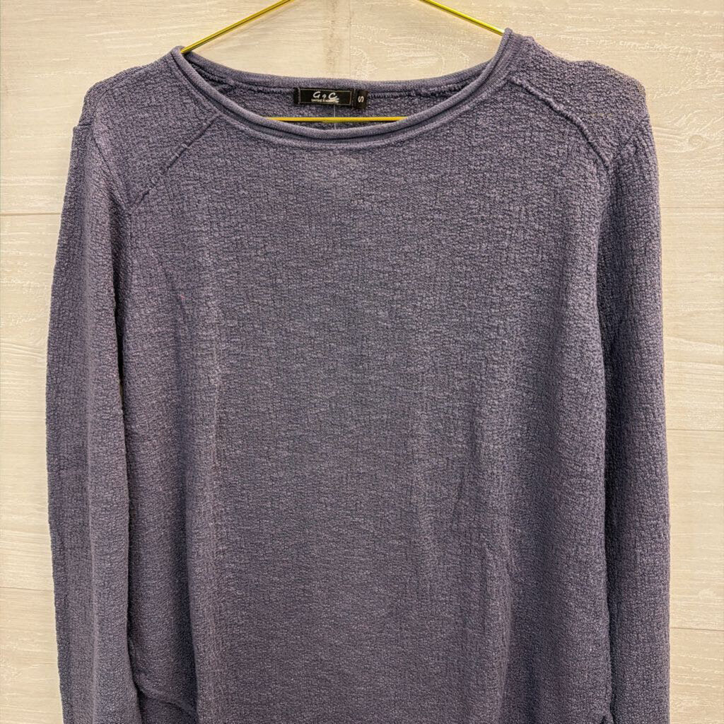 G and C Blue Knit Long Sleeve Top Small