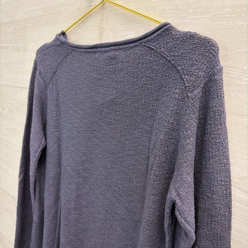 G and C Blue Knit Long Sleeve Top Small