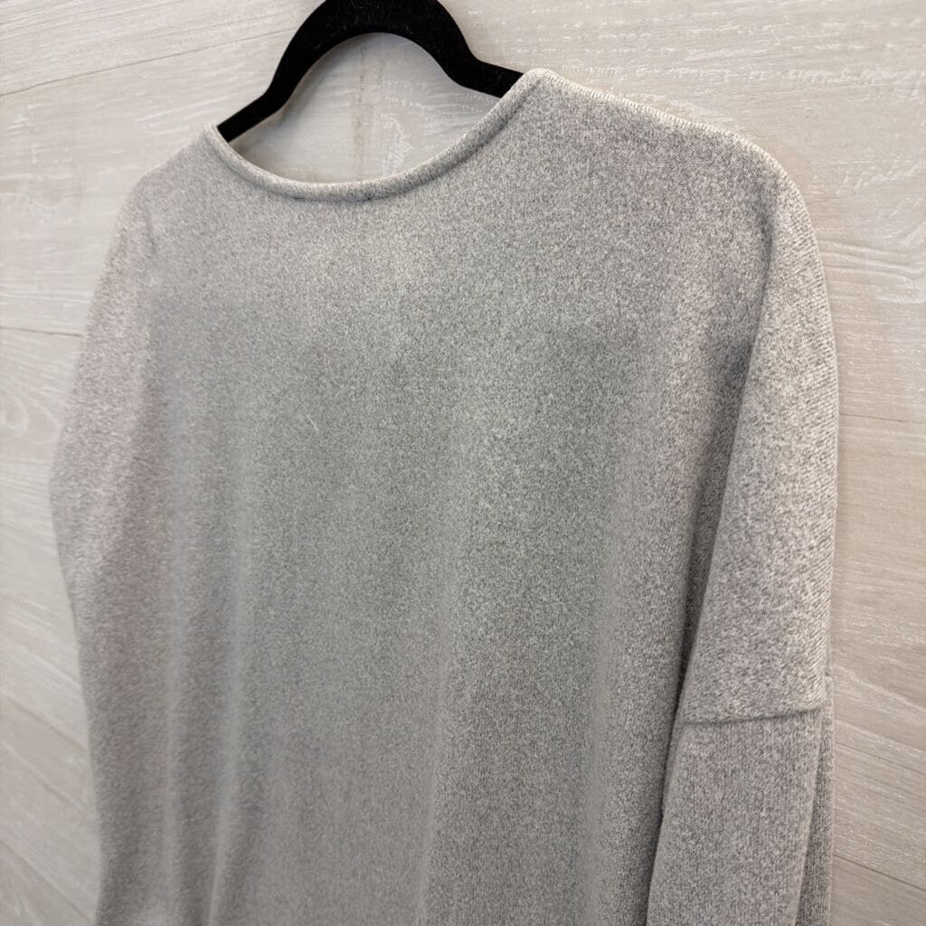 Fred David Grey Pearl Shoulder Detail Long Sleeve Top Large