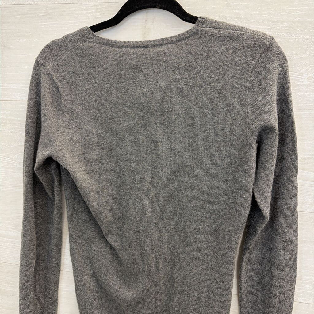 Ralph Lauren Sport Grey Knit V Neck Sweater Top Medium