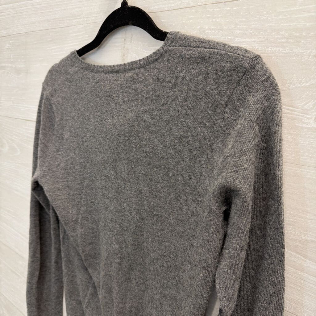 Ralph Lauren Sport Grey Knit V Neck Sweater Top Medium