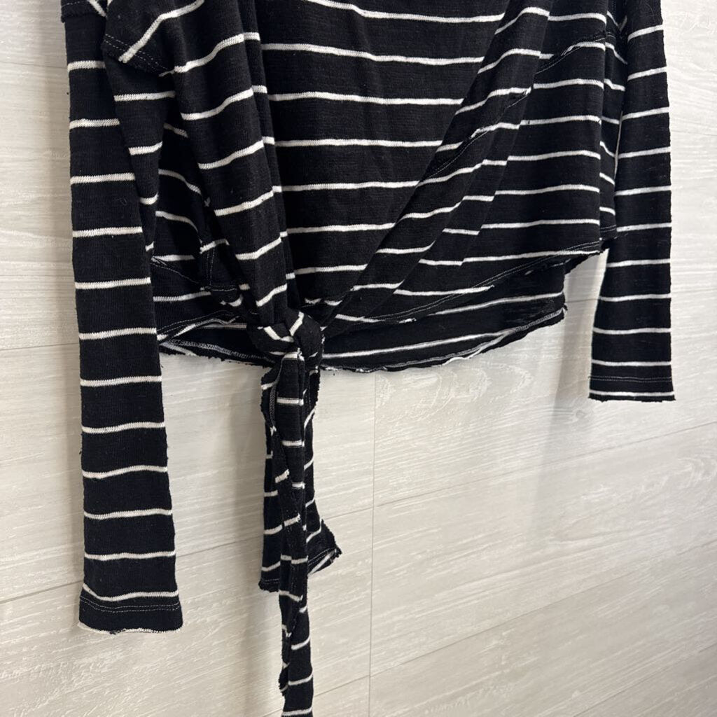 We The Free Black/ White Striped Off Shoulder Long Sleeve Tie Front Top Small