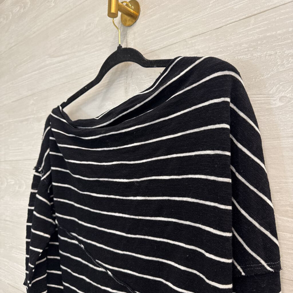 We The Free Black/ White Striped Off Shoulder Long Sleeve Tie Front Top Small