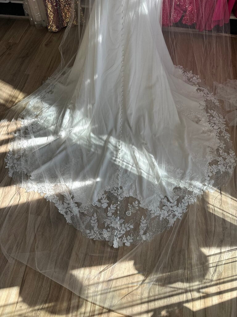 Allure Ivory Beaded Lace Top Detachable Cape Bridal Gown 10